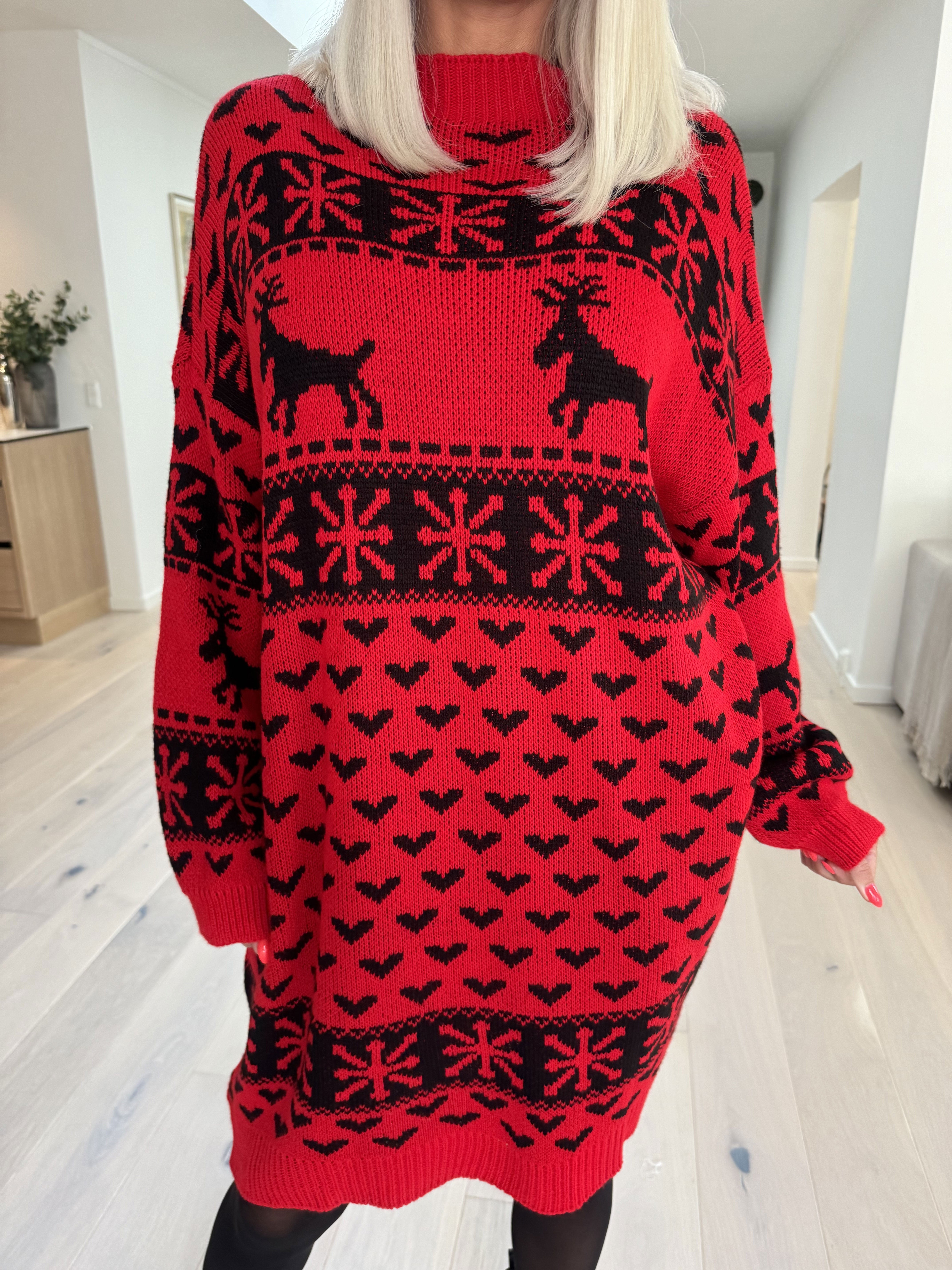 Rudolf - Söt stickad klänning med julmotiv